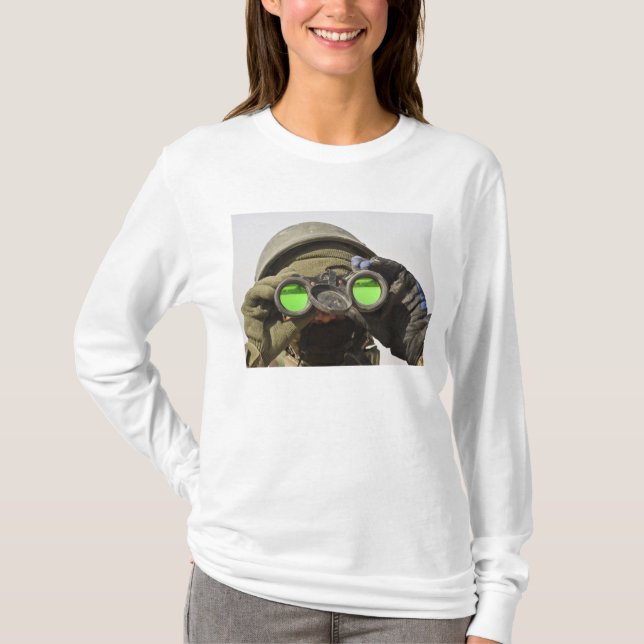 Camiseta Un soldado afgano recorre el horizonte (Anverso)