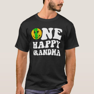 Camiseta Un tipo feliz primer cumpleaños familia de una abu