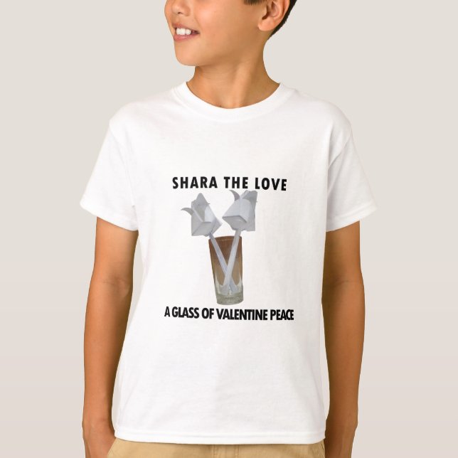 Camiseta Un vaso de paz de San Valentín. (Anverso)