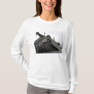 Camiseta Un vehículo de recuperación de M88A2 Hércules