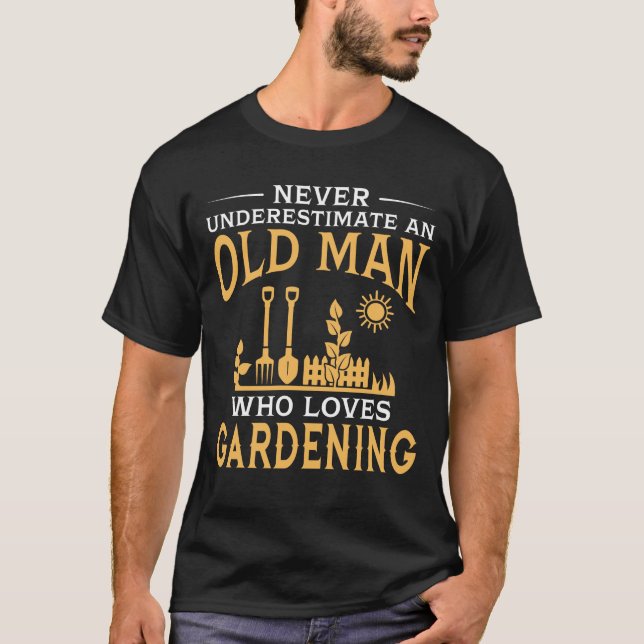 Camiseta Un viejo hombre que ama el cultivar un huerto (Anverso)