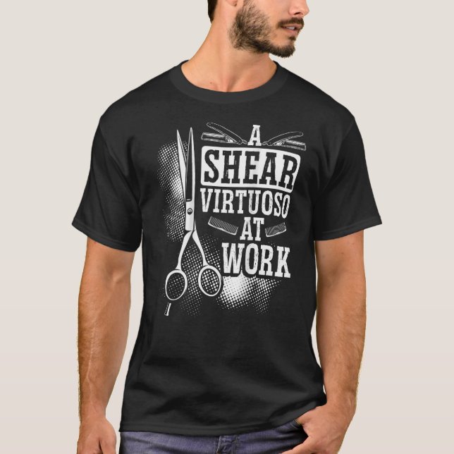 Camiseta Un Virtuoso Shear En La Barbería De La Huella Tras (Anverso)