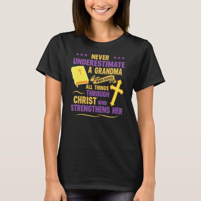 Camiseta Una abuela que hace todas las cosas ama a la famil (Anverso)