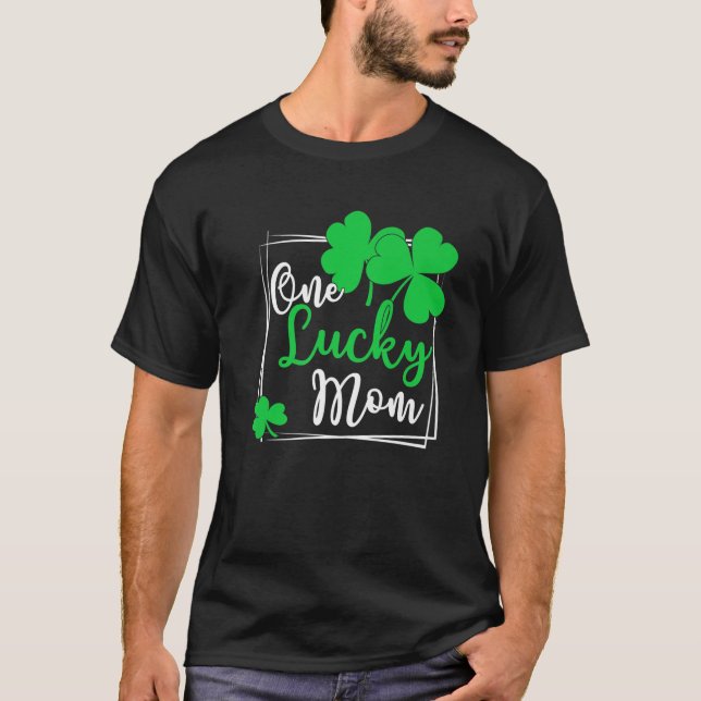 Camiseta Una afortunada mamá Tee - Funny Family St Patrick' (Anverso)