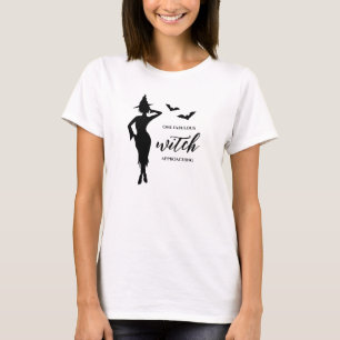 Camiseta Una bruja fabulosa acercándose y murciélagos Hallo