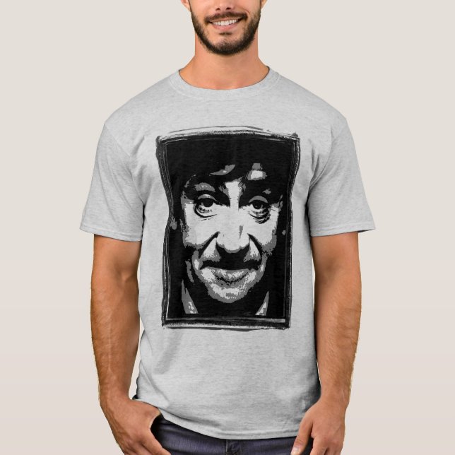Camiseta Una cara en la oscuridad (Anverso)