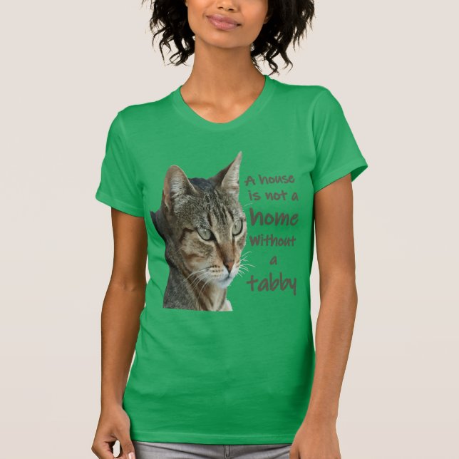 Camiseta Una Casa No Es Un Hogar Sin Un Gato Con Pestaña (Anverso)