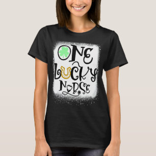 Camiseta Una enfermera afortunada de St Patricks Day Enferm