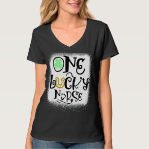 Camiseta Una enfermera afortunada de St Patricks Day Enferm