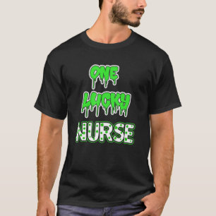 Camiseta Una Enfermera Afortunada Rn Icu Er St Patricks Day
