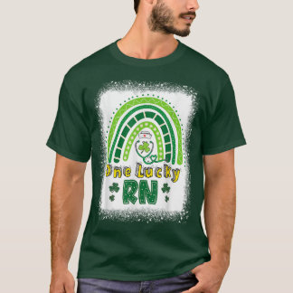 Camiseta Una enfermera afortunada RN Lucky Rainbow Shamrock