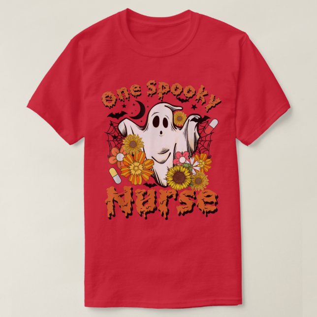 Camiseta Una enfermera asustada, enfermera de Halloween, en (Diseño del anverso)