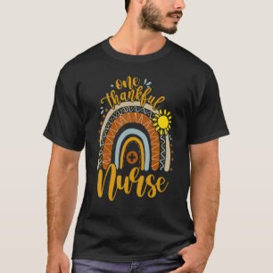 Camiseta Una enfermera de agradecimiento Boho Rainbow Fall 