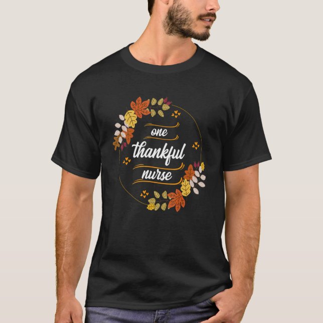 Camiseta Una enfermera que practica el ejercicio simple de  (Anverso)