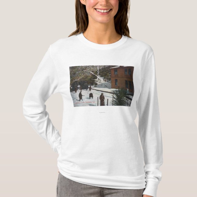 Camiseta Una escena del invierno, adultos que juegan en (Anverso)