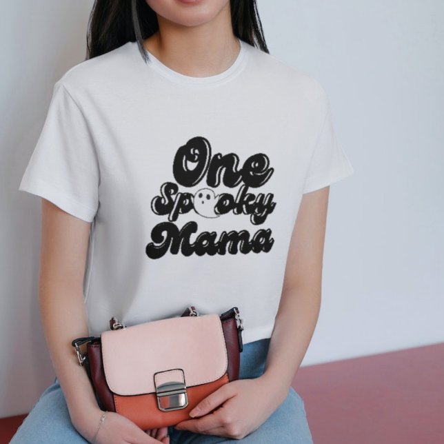 Camiseta Una espeluznante Mamá Halloween fiesta de cumpleañ (Subido por el creador)