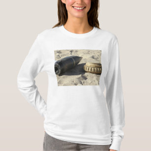Camiseta Una exhibición estática de una cáscara converti