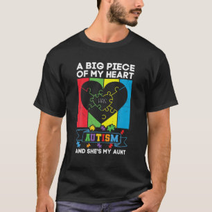 Camiseta Una gran pieza de mi corazón tiene autismo y es mi