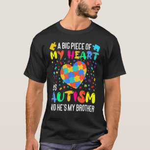 Camiseta Una gran pieza de mi corazón tiene autismo y es mi