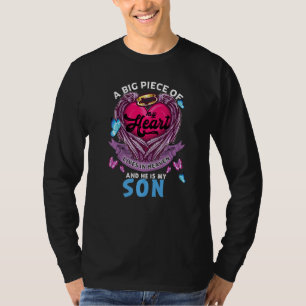 Camiseta Una Gran Pieza De Mi Corazón Vive En El Cielo Es M