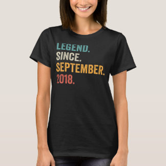 Camiseta Una leyenda de 4 años desde septiembre de 2018