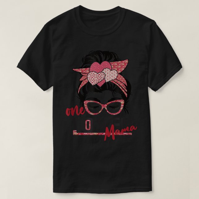 Camiseta Una mamá querida Messy Bun Glasses Mamá Regala Val (Diseño del anverso)