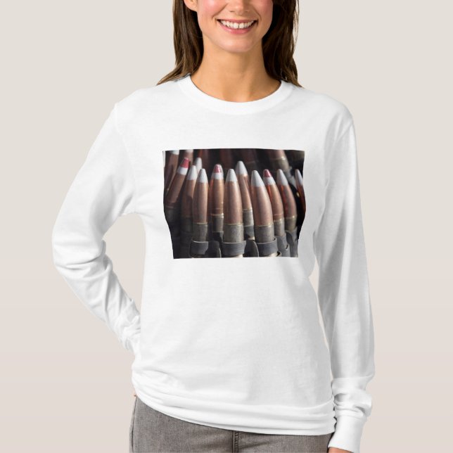 Camiseta Una mezcla uniforme de cuatro rondas de bola a un  (Anverso)