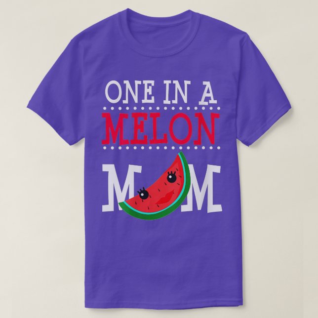 Camiseta Una Mujer En Un Melón Melón De Melón De Melón Dive (Diseño del anverso)