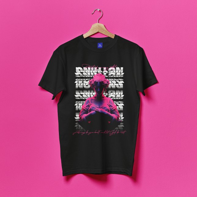Camiseta Una mujer en una estatua de vestir brutalidad ropa (Subido por el creador)