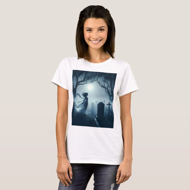 Camiseta una mujer fantasma con un vestido blanco parado de (Anverso completo)