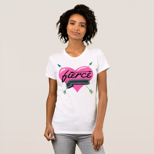 Camiseta Una mujer guerrera feroz (Anverso completo)
