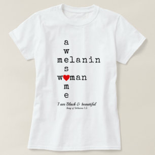 Camiseta UNA MUJER MÁS IMPRESIONANTE   Escritura cristiana
