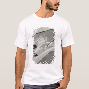 Camiseta Una mujer que conduce, c.1930s (fotograbado)