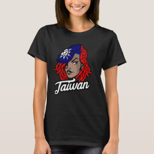 Camiseta Una mujer taiwanesa que trabaja en las redes socia