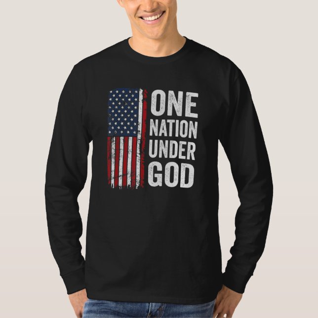 Camiseta Una nación bajo la bandera patriótica cristiana de (Anverso)
