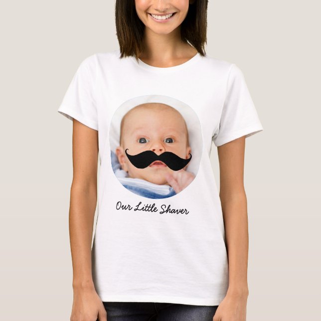 Camiseta Una nueva mamá graciosa Pequeña Shaver Mustache Ca (Anverso)