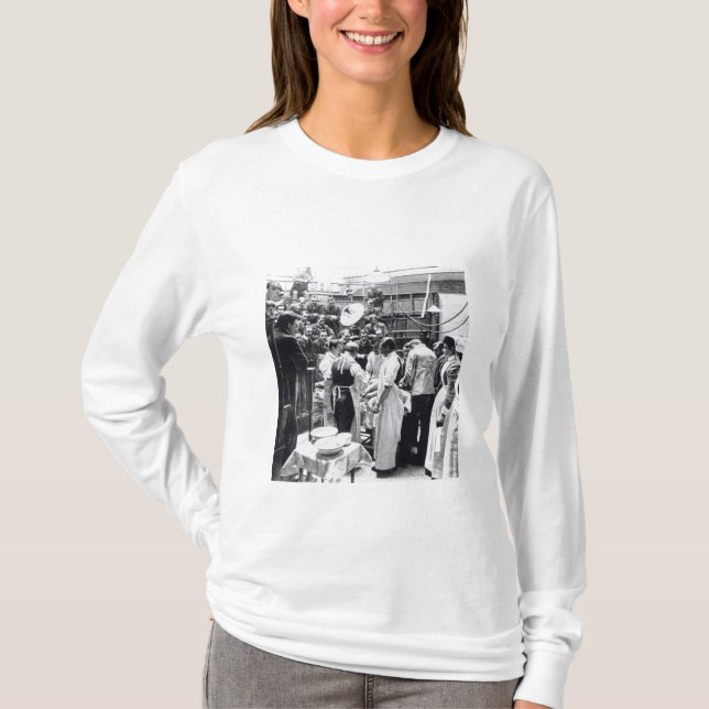 Camiseta Una operación en el hospital cruzado de Charing (Anverso)