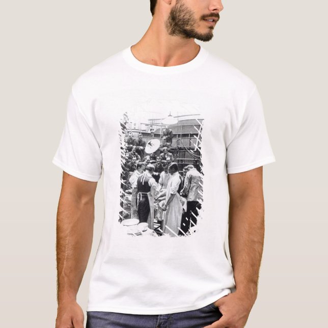 Camiseta Una operación en el hospital cruzado de Charing (Anverso)