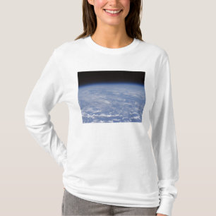 Camiseta Una opinión oblicua del horizonte del atmosphe de