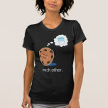 Camiseta Una pareja de leche y galletas<br><div class="desc">Esta linda camiseta de pareja o camiseta es un gran regalo para una pareja. Encuentra otras camisetas para parejas o camisetas de parejas divertidas. Consigue una gran camiseta de pareja para una ducha de matrimonio o para una novia o novio. Este gran "Made For Each Other" (Hecho para el otro)...</div>