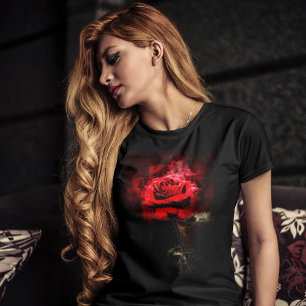 Camiseta Una Rosa Roja Acuarela sobre Fondo Negro