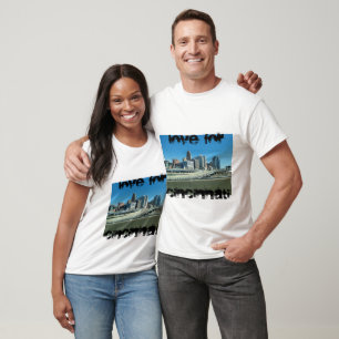 Camiseta Una sudadera con capucha con Cincinnati céntrica.