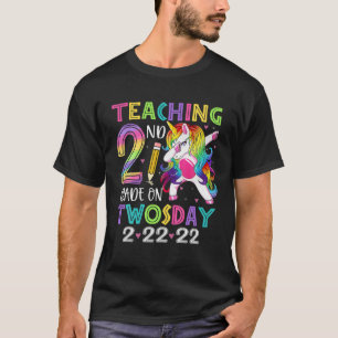 Camiseta Unicorn Teaching Second Grade On Twosday Teacher