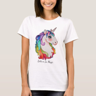 Camiseta Unicornio acuarela con pelo de arco iris