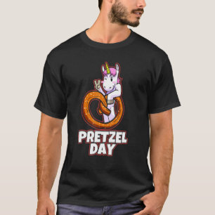 Camiseta Unicornio Con Pretzel Day Baking Pretzels