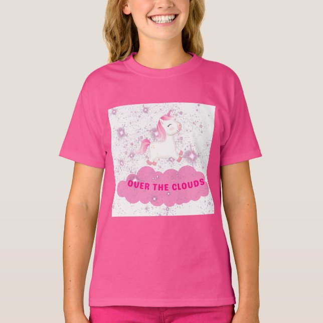 Camiseta unicornio con un unicornio sobrevolando u (Anverso)