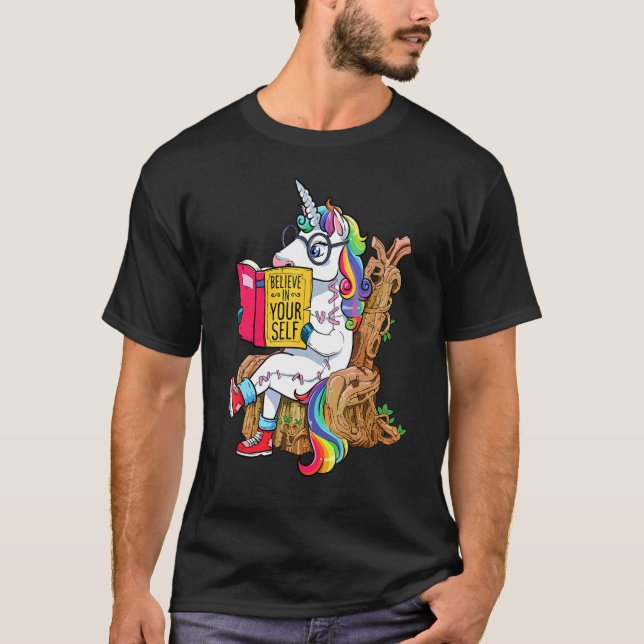 Camiseta Unicornio Cree En Tu Propio Libro Motivacional (Anverso)
