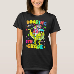 Camiseta Unicornio de quinto grado montando dinosaurio de v