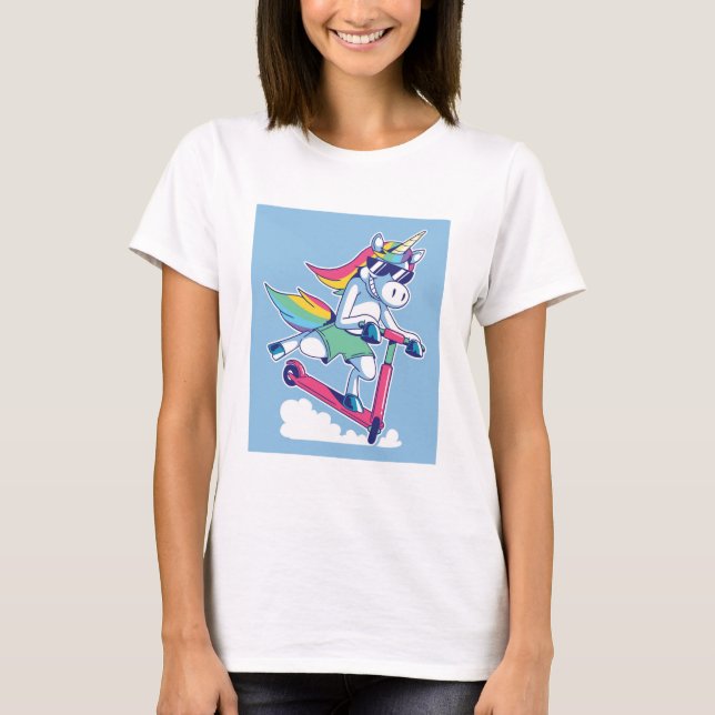 Camiseta Unicornio en un Scooter (Anverso)
