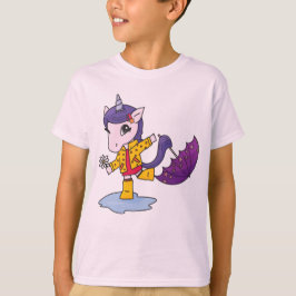 Camiseta Unicornio floral rosa simple y dulce en el abrigo